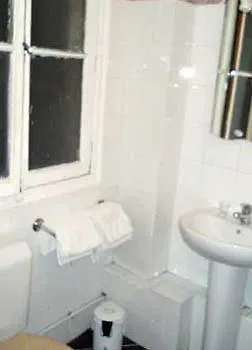 Le Petit Trianon Hotel 2*