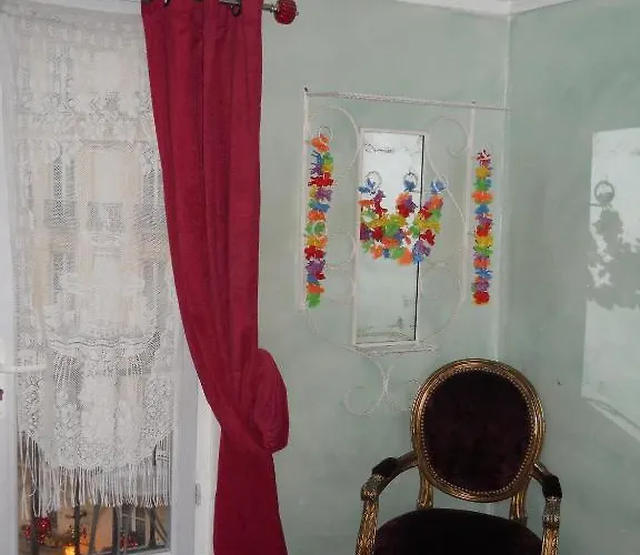 Hotell Le Petit Trianon